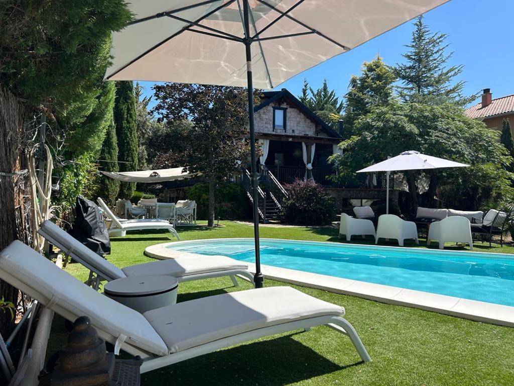 La Amapola Villa Valdemorillo Ngoại thất bức ảnh